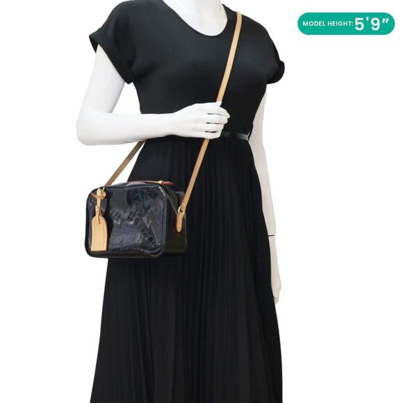 LOUIS VUITTON  Santa Monica Monogram Vernis Leather Shoulder Bag Black - Picture 2 of 16